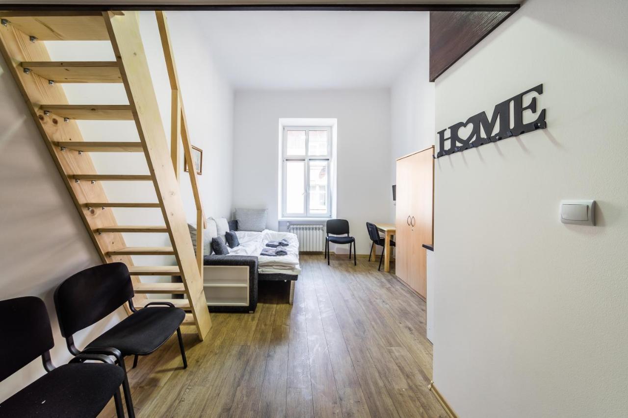 Jm Rooms Lubicz I Cracóvia Exterior foto